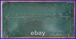 LOOK! Waters Conley Co Portable Record Player CASE ONLY, Phonograph, 36-P-820 LOOK! Waters Conley Co Portable Record Player CASE ONLY, Phonograph, 36-P-820