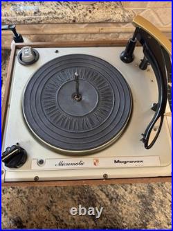 Magnavox Micromatic Turntable AM/FM Stereo Receiver Combo Power Transistor Video