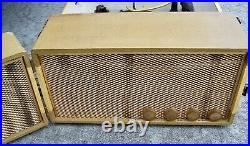 Magnavox Tube Type Record Player Phonograph For Parts/Restore