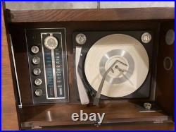 Mid-Century Vintage Admiral Record player, AM FM Radio, Wooden Console, stereo