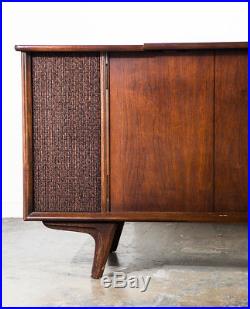 Mid century Modern Stereo Console RCA Victor Wood Vintage Record Player Radio VG