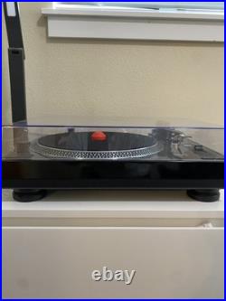 Music Hall USB-1 Turntable with USB Output