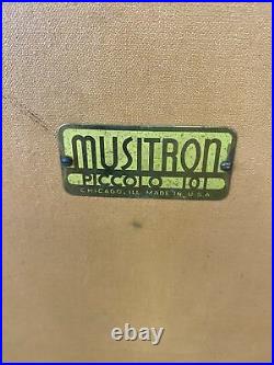 Musitron Piccolo 101 1940s TUBE RECORD PLAYER