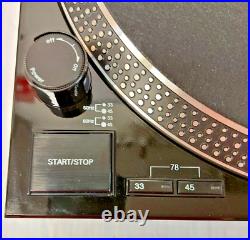 (N85983-2) Audio Technica ATT IP 120 USB Record Player