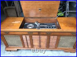 New Vista Victrola, RCA Victor 1960s Stereo Record Player Console AM/FM Tuner