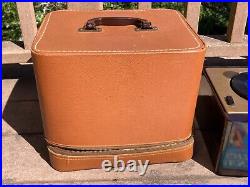 Original RCA VICTOR 45-EY-2 RECORD PLAYER PHONOGRAPH working withcase & records