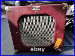 POWERS ON NEWCOMB TR-16- C Tube 6v6 phonograph Record Player vintage Guitar POWERS ON NEWCOMB TR-16- C Tube 6v6 phonograph Record Player vintage Guitar