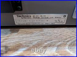 Panasonic Technics Turntable Record Player belt drive SL-23