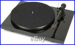 Pro-Ject Debut Carbon (DC) Turntable High-Gloss Black