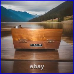 RARE VTG KLH Model 11 Eleven Amplifier Phonograph Record Player. In wooden box