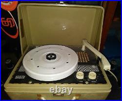 RCA Victor Portable Tube Phonograph/Record Player/Turntable Model# VFP05H with45's