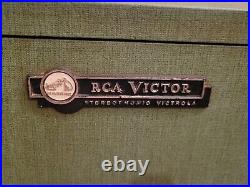 RCA Victor Victrola Portable Record Player Green Works Great
