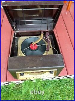 Rare Vintage Admiral Phonograph Record Player 119512