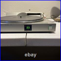 Sanyo P33 Japanese Record player Linear tracking Turntable Automatic Vintage