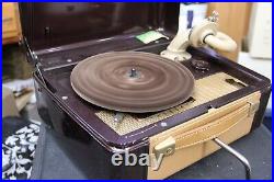 Silvertone 8164 Spring Wound Phonograph Portable Record Player Antique Vintage