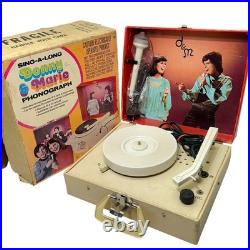 Sing A Long 1977 Donny & Marie Osmond Phonograph Record Player Turntable with Mic