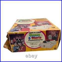 Sing A Long 1977 Donny & Marie Osmond Phonograph Record Player Turntable with Mic