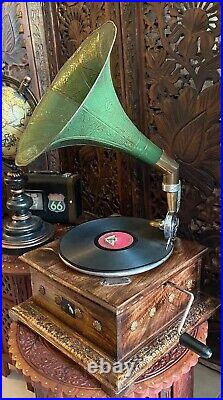 Solid HMV Gramophone Fully Functional working Fhonograpf, win-up record player