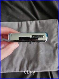 Sony MZRH10 Hi-MD Walkman Digital Music Player/Recorder