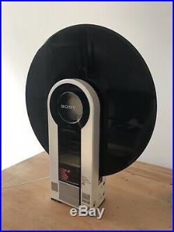 Sony PS-f9 Flamingo Record Player PS-f5 With Matching AMP-090 Speakers