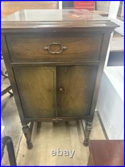 Star Antique Supertone Wind-Up Phonograph Cabinet Record Player (1920s Era)