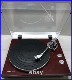 TEAC TN-300 Turntable Belt-drive analog Record Player (Cherry) TEAC TN-300 Turntable Belt-drive analog Record Player (Cherry)