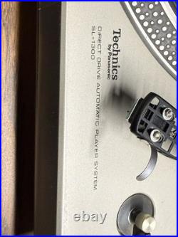 TECHNICS SL-1300 DIRECT DRIVE AUTOMATIC TURNTABLE Record player
