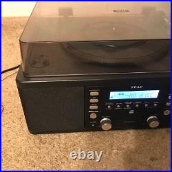 Teac LP-R400 Turntable CD Player Recorder AM FM Radio