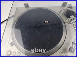 Techinics SL-1301 Direct Drive Fully Automatic Record Player Working / Clean Me