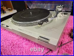 Technics Direct Drive SL-D2 AUTOMATIC TURNTABLE SYSTEM LP /Record Player? Video