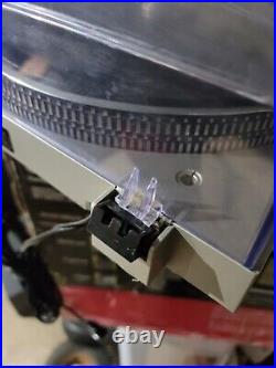 Technics Direct Drive SL-D2 AUTOMATIC TURNTABLE SYSTEM LP /Record Player? Video