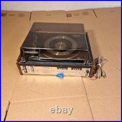 The Fisher 125 Am FM Receiver Turntable Phonograph Record Player Stereo