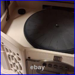 Thomas Pacconi Classics TPC-MSE-804-A Record Player Cassette CD AM/FM Beige