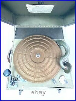 US Military1940s WWII Mechanical Field Phonograph Record Player Model 9C WORKING