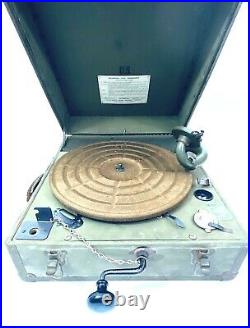 US Military1940s WWII Mechanical Field Phonograph Record Player Model 9C WORKING