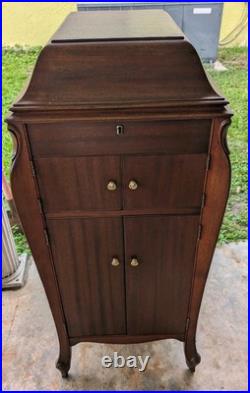 VICTOR VICTROLA PHONOGRAPH VV-XI TALKING MACHINE Record Player As Is Local Pick VICTOR VICTROLA PHONOGRAPH VV-XI TALKING MACHINE Record Player As Is Local Pick