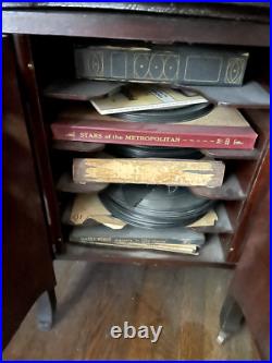VICTOR VICTROLA VV-XI PHONOGRAPH Record Player ANTIQUE 1910s w Cabinet & Records