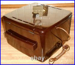 VINTAGE 50's RCA VICTOR 45-EY-3 TUBE BAKELITE 45-RPM RECORD PLAYER Power up ASIS