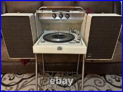 VINTAGE GENERAL ELECTRIC STEREOPHONIC TRIMLINE300 RECORD PLAYER WithCART WORKS