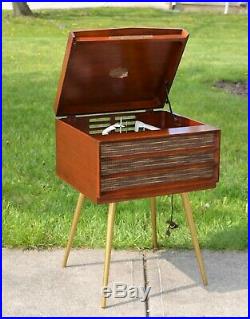 VTG (1957) RCA Victor SHF-8 Tube Phonograph Record Player IT WORKS