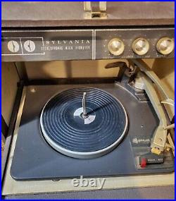 VTG Sylvania 45P36 High Fidelity Stereophonic Record Player with Speakers SEE DESC