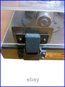 Victor QL-F4 FULLY AUTOMATIC DIRECT DRIVE FG SERVO SYSTEM Record Player Victor QL-F4 FULLY AUTOMATIC DIRECT DRIVE FG SERVO SYSTEM Record Player