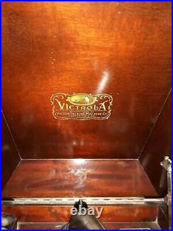Victor Victrola Antique Phonograph Cabinet Record Player Original Plays