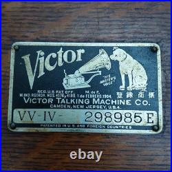Victor Victrola VV-1V Antique Phonograph Record Player Oak Parts Or Repair Nice