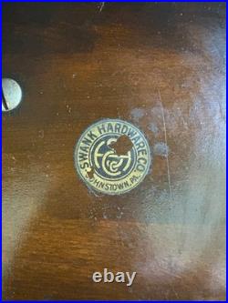 Victorian Record player, Victrola. Victor Talking Machine Co. VV-XIV