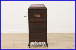 Victrola VV-XI Record Player Antique Oak Phonograph, Records #55626