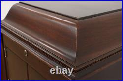 Victrola VV-XI Record Player Antique Oak Phonograph, Records #55626