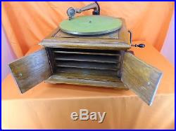 Vintage 1918 RCA Victor VICTROLA VI Record Player Wood Cabinet
