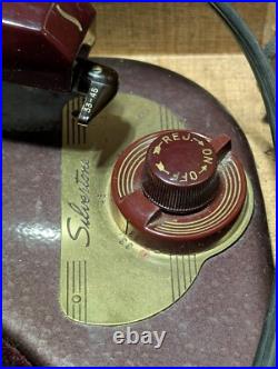 Vintage 1950s 60s Silvertone Phonograph Record Player, Tubes Vintage 1950s 60s Silvertone Phonograph Record Player, Tubes