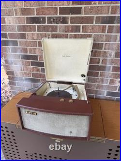 Vintage 1958 Voice of Music V-M Portable Record Player Model 1281 WORKS
